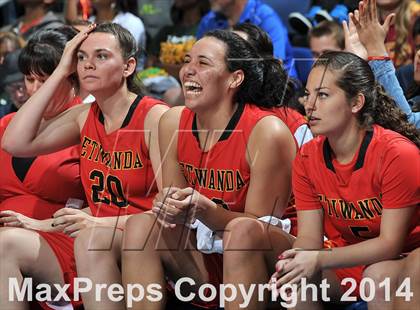 Thumbnail 2 in Etiwanda vs. Long Beach Poly (CIF SoCal Regional Open Division Final) photogallery.