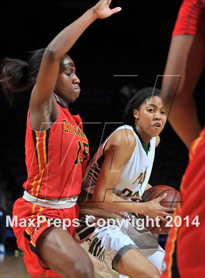 Thumbnail 2 in Etiwanda vs. Long Beach Poly (CIF SoCal Regional Open Division Final) photogallery.