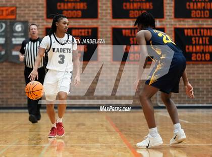 Thumbnail 3 in Frederick vs. Air Academy photogallery.