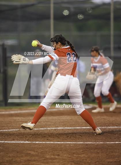 Thumbnail 2 in DeSoto Central @ Lewisburg photogallery.