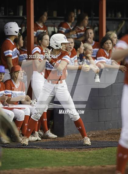 Thumbnail 1 in DeSoto Central @ Lewisburg photogallery.