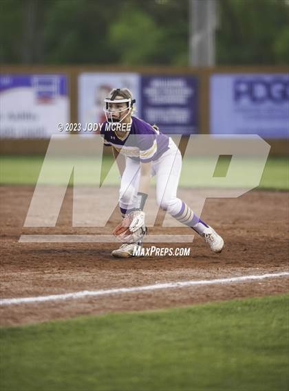 Thumbnail 3 in DeSoto Central @ Lewisburg photogallery.