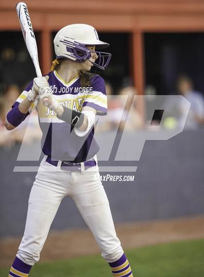 Thumbnail 2 in DeSoto Central @ Lewisburg photogallery.