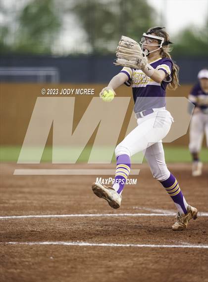 Thumbnail 2 in DeSoto Central @ Lewisburg photogallery.