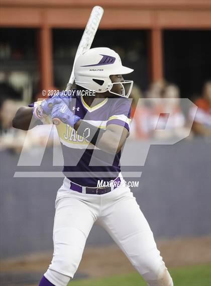Thumbnail 1 in DeSoto Central @ Lewisburg photogallery.