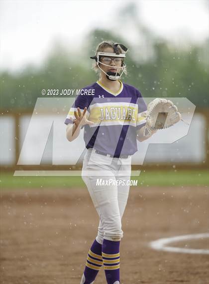 Thumbnail 2 in DeSoto Central @ Lewisburg photogallery.