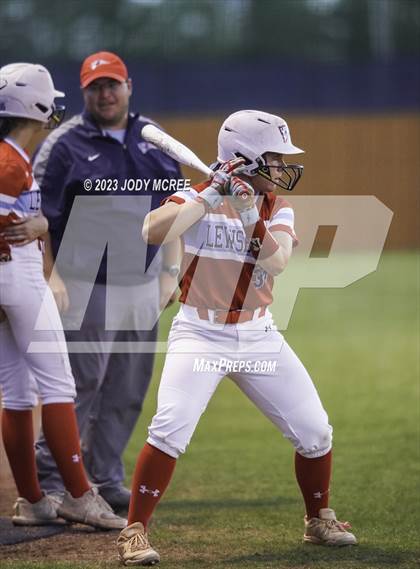 Thumbnail 2 in DeSoto Central @ Lewisburg photogallery.