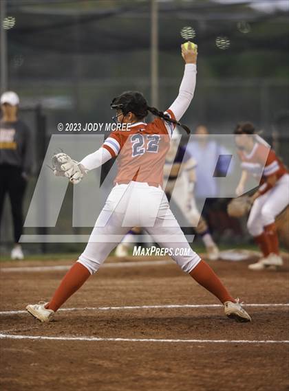 Thumbnail 3 in DeSoto Central @ Lewisburg photogallery.