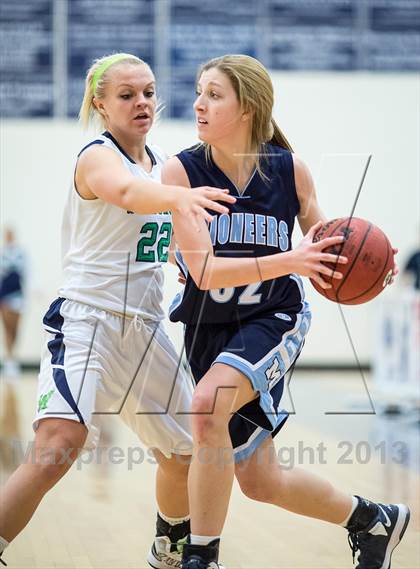 Thumbnail 3 in Woodgrove vs Millbrook (VHSL Region II Semifinal) photogallery.