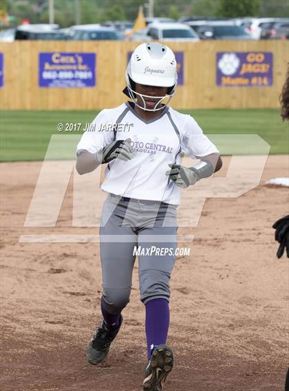 Thumbnail 3 in Horn Lake @ DeSoto Central photogallery.