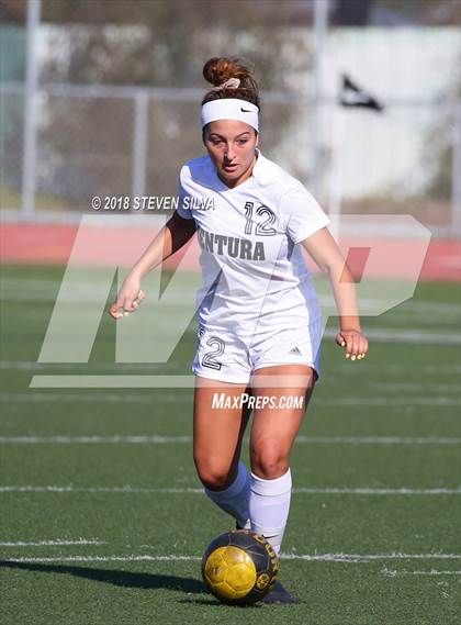 Thumbnail 2 in Rancho Cucamonga vs. Ventura (23rd Annual SoCal Soccer Classic) photogallery.