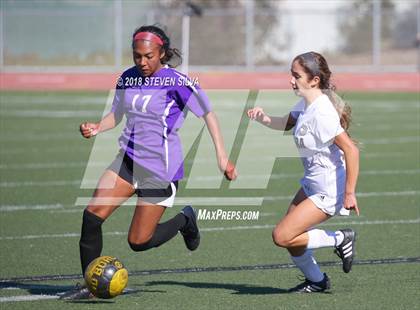 Thumbnail 2 in Rancho Cucamonga vs. Ventura (23rd Annual SoCal Soccer Classic) photogallery.