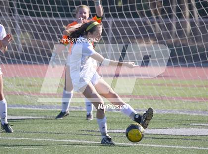 Thumbnail 2 in Rancho Cucamonga vs. Ventura (23rd Annual SoCal Soccer Classic) photogallery.