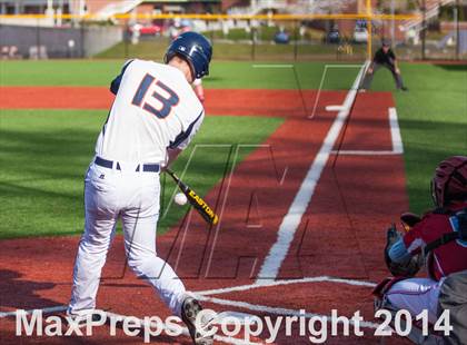 Thumbnail 3 in Chief Sealth @ Eastside Catholic photogallery.