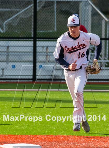 Thumbnail 3 in Chief Sealth @ Eastside Catholic photogallery.