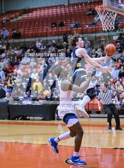 Thumbnail 2 in McKinney @ North Crowley (UIL 6A Regional Semifinal) photogallery.