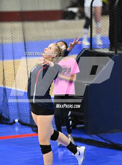 Thumbnail 3 in University vs. Liberty Common (CHSAA 3A 1st Round) photogallery.