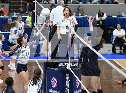 Thumbnail 1 in University vs. Liberty Common (CHSAA 3A 1st Round) photogallery.