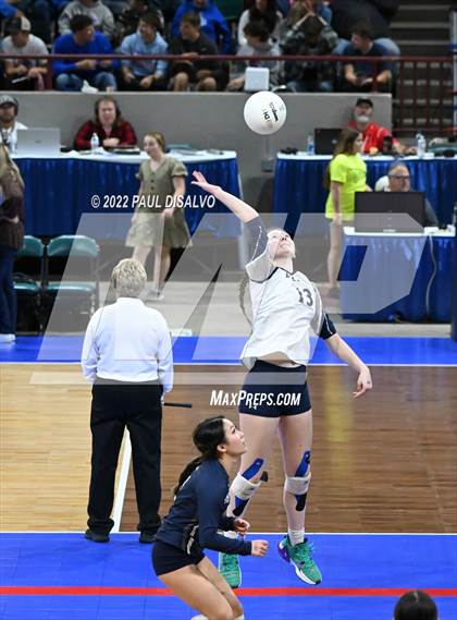 Thumbnail 1 in University vs. Liberty Common (CHSAA 3A 1st Round) photogallery.