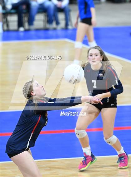 Thumbnail 2 in University vs. Liberty Common (CHSAA 3A 1st Round) photogallery.