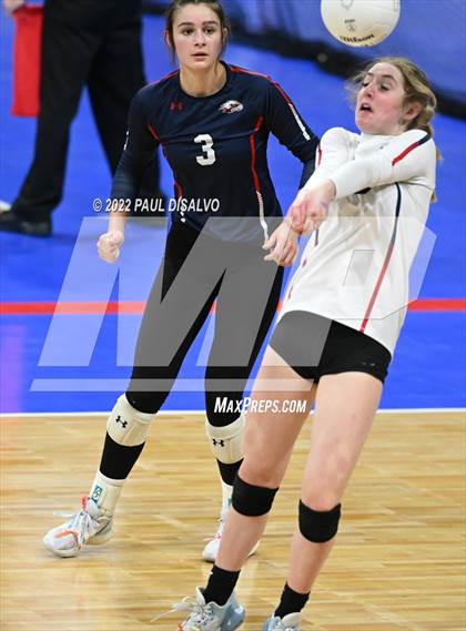 Thumbnail 2 in University vs. Liberty Common (CHSAA 3A 1st Round) photogallery.