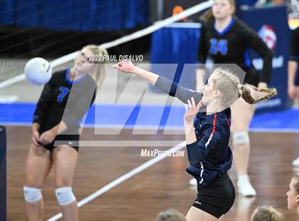 Thumbnail 3 in University vs. Liberty Common (CHSAA 3A 1st Round) photogallery.