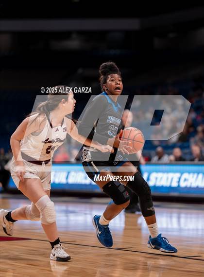 Thumbnail 1 in Broaddus vs. Eula (UIL 1A Basketball Division I Final) photogallery.