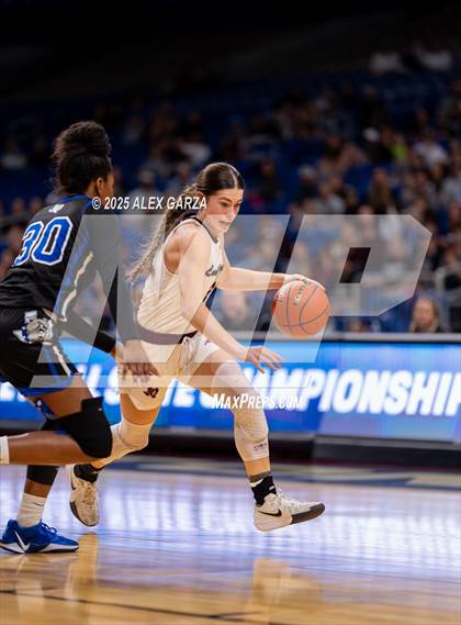 Thumbnail 2 in Broaddus vs. Eula (UIL 1A Basketball Division I Final) photogallery.