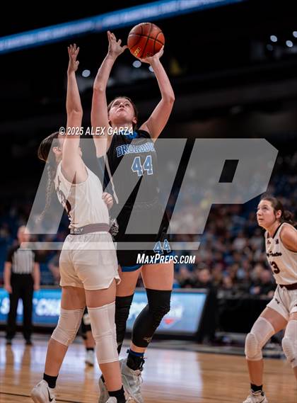 Thumbnail 1 in Broaddus vs. Eula (UIL 1A Basketball Division I Final) photogallery.