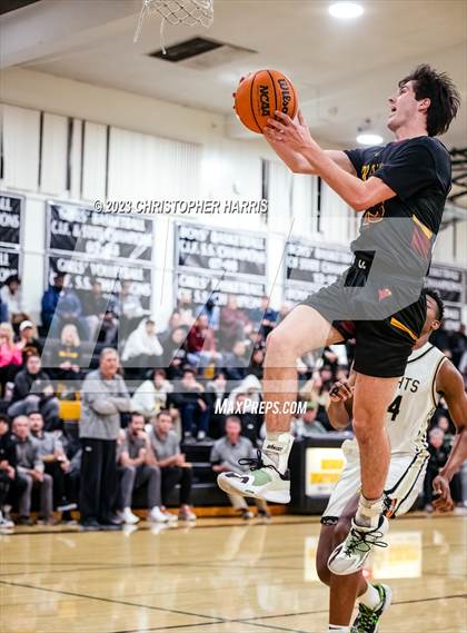 Thumbnail 2 in Torrey Pines vs Bishop Montgomery (CIF SS Division 1 Round 1) photogallery.