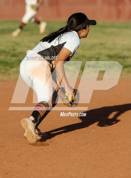 Thumbnail 3 in Pueblo @ Rio Rico photogallery.