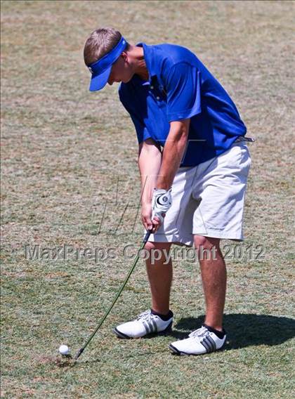Thumbnail 3 in CIF Central Section Area Golf Championships photogallery.