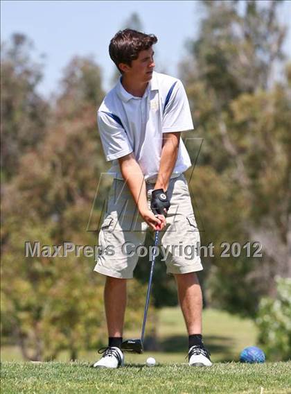 Thumbnail 2 in CIF Central Section Area Golf Championships photogallery.