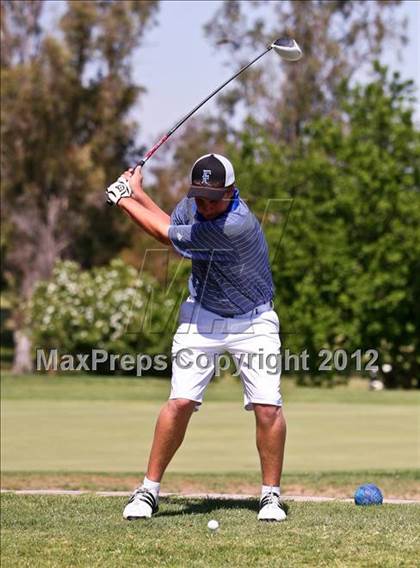 Thumbnail 1 in CIF Central Section Area Golf Championships photogallery.