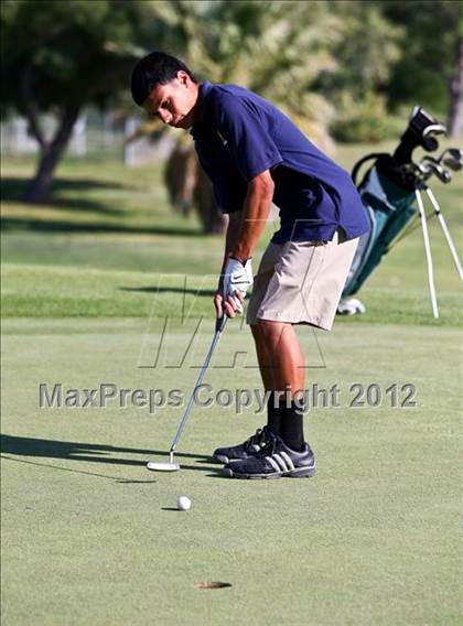 Thumbnail 2 in CIF Central Section Area Golf Championships photogallery.