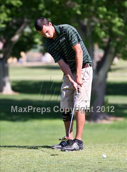 Thumbnail 2 in CIF Central Section Area Golf Championships photogallery.