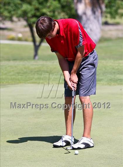 Thumbnail 3 in CIF Central Section Area Golf Championships photogallery.