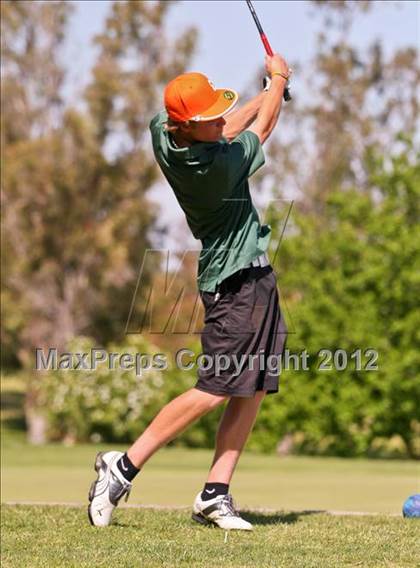 Thumbnail 2 in CIF Central Section Area Golf Championships photogallery.
