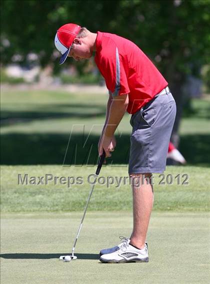 Thumbnail 2 in CIF Central Section Area Golf Championships photogallery.