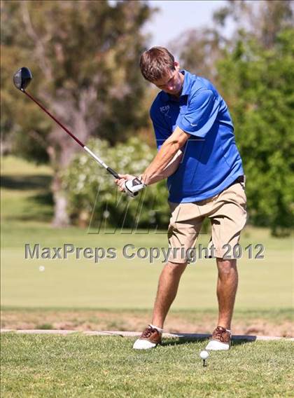 Thumbnail 2 in CIF Central Section Area Golf Championships photogallery.