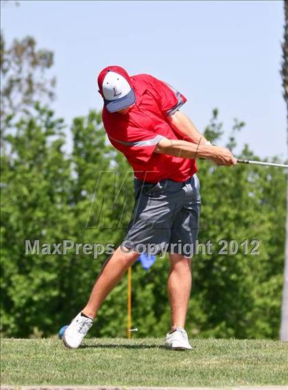 Thumbnail 1 in CIF Central Section Area Golf Championships photogallery.