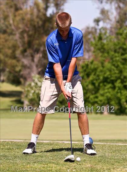 Thumbnail 1 in CIF Central Section Area Golf Championships photogallery.
