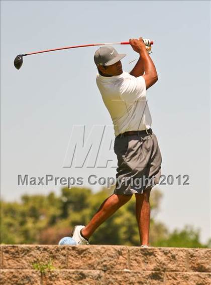 Thumbnail 2 in CIF Central Section Area Golf Championships photogallery.