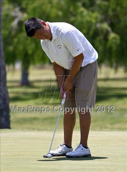 Thumbnail 2 in CIF Central Section Area Golf Championships photogallery.