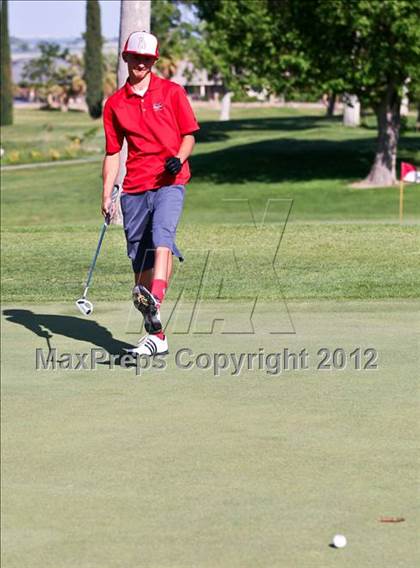 Thumbnail 3 in CIF Central Section Area Golf Championships photogallery.
