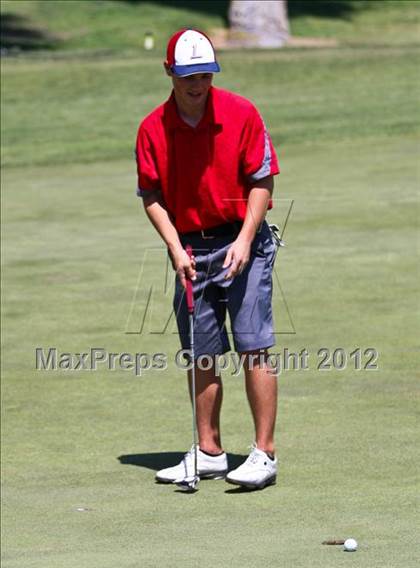 Thumbnail 1 in CIF Central Section Area Golf Championships photogallery.