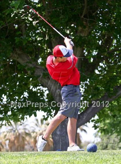 Thumbnail 2 in CIF Central Section Area Golf Championships photogallery.
