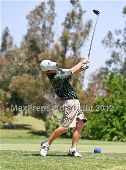 Thumbnail 1 in CIF Central Section Area Golf Championships photogallery.