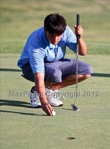 Thumbnail 1 in CIF Central Section Area Golf Championships photogallery.