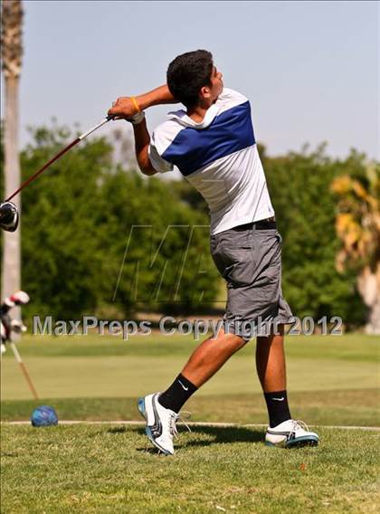 Thumbnail 2 in CIF Central Section Area Golf Championships photogallery.